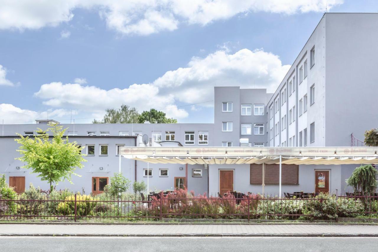Hotel Trim Pardubice Exterior foto